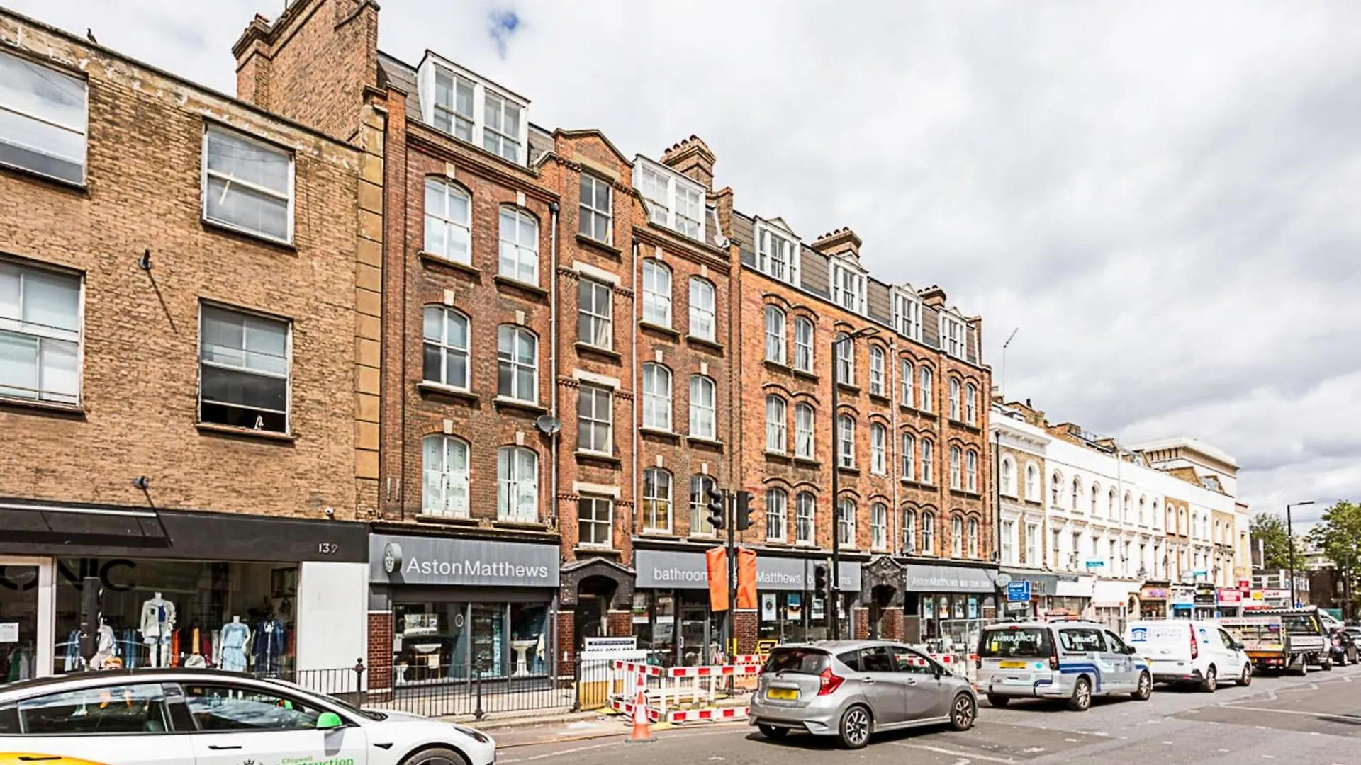 Contemporary Open Plan Penthouse Apartment London