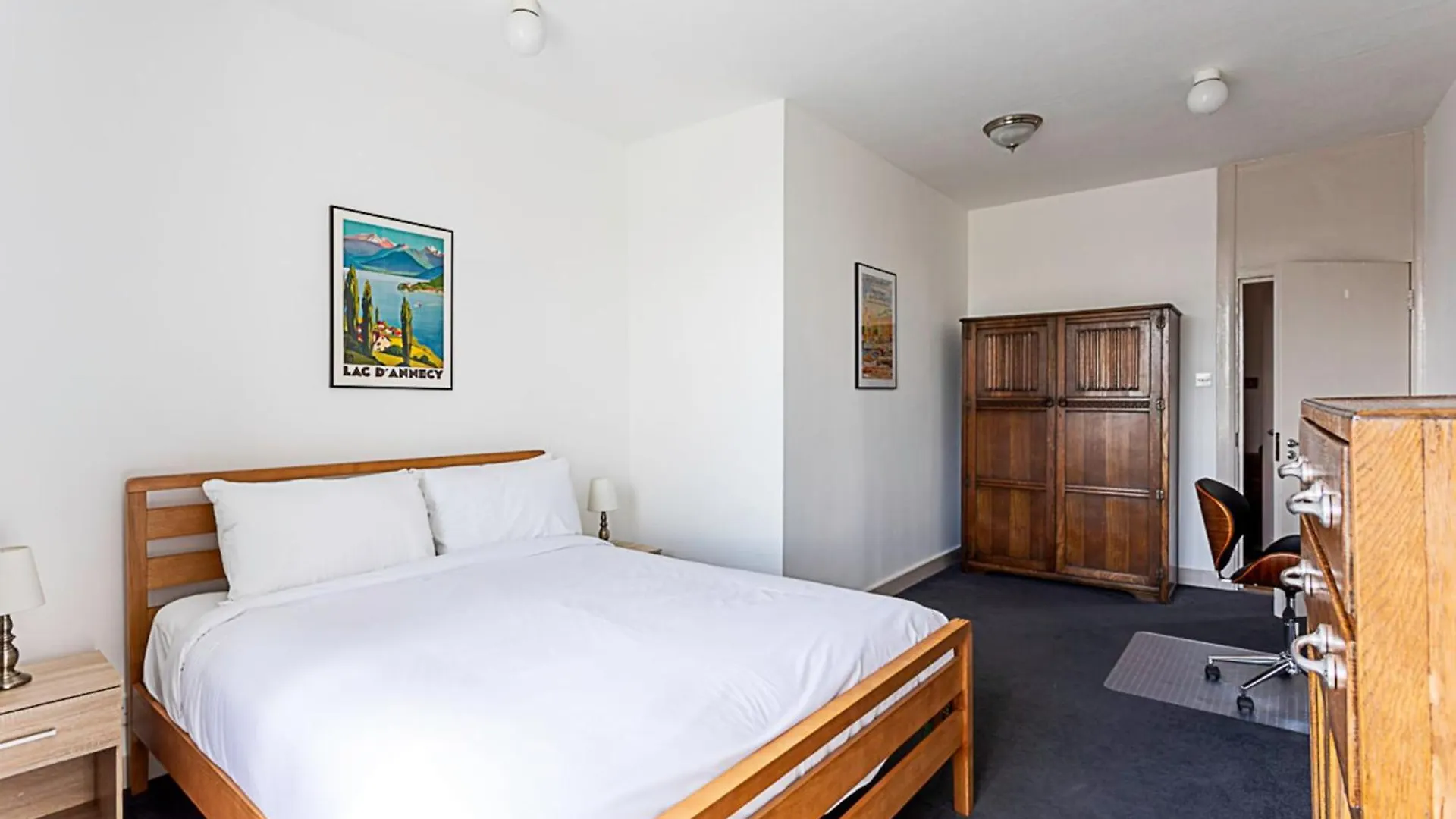 Contemporary Open Plan Penthouse Apartment London
