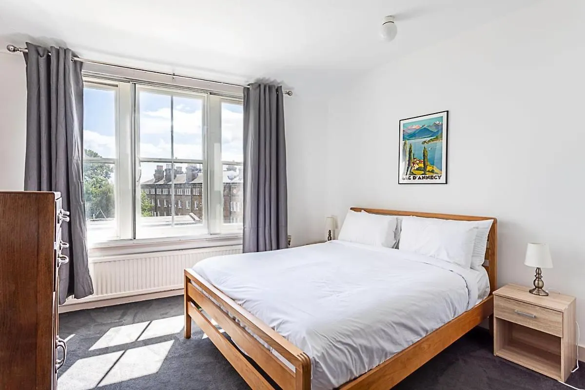 Contemporary Open Plan Penthouse Apartment London United Kingdom