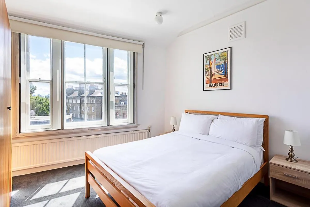 Contemporary Open Plan Penthouse Apartment London 0*,  United Kingdom