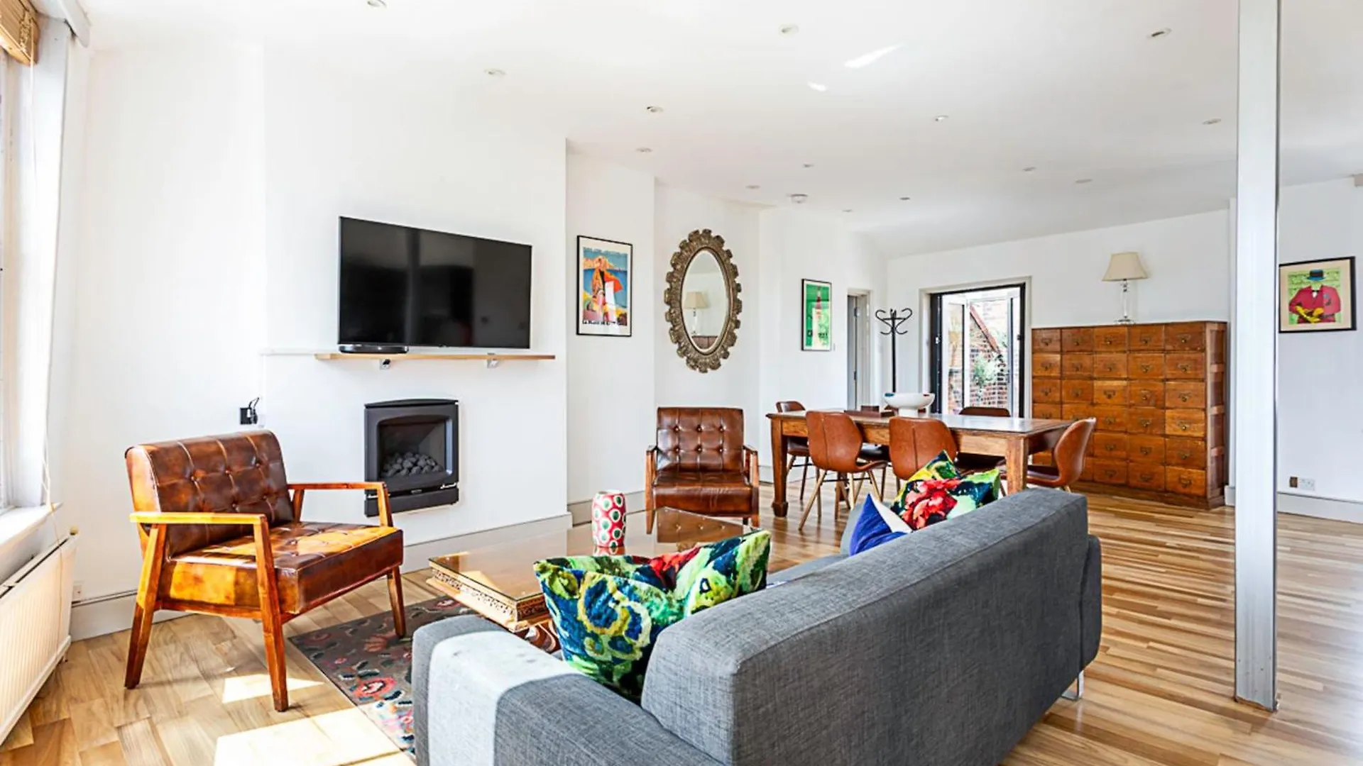 Contemporary Open Plan Penthouse Apartment London