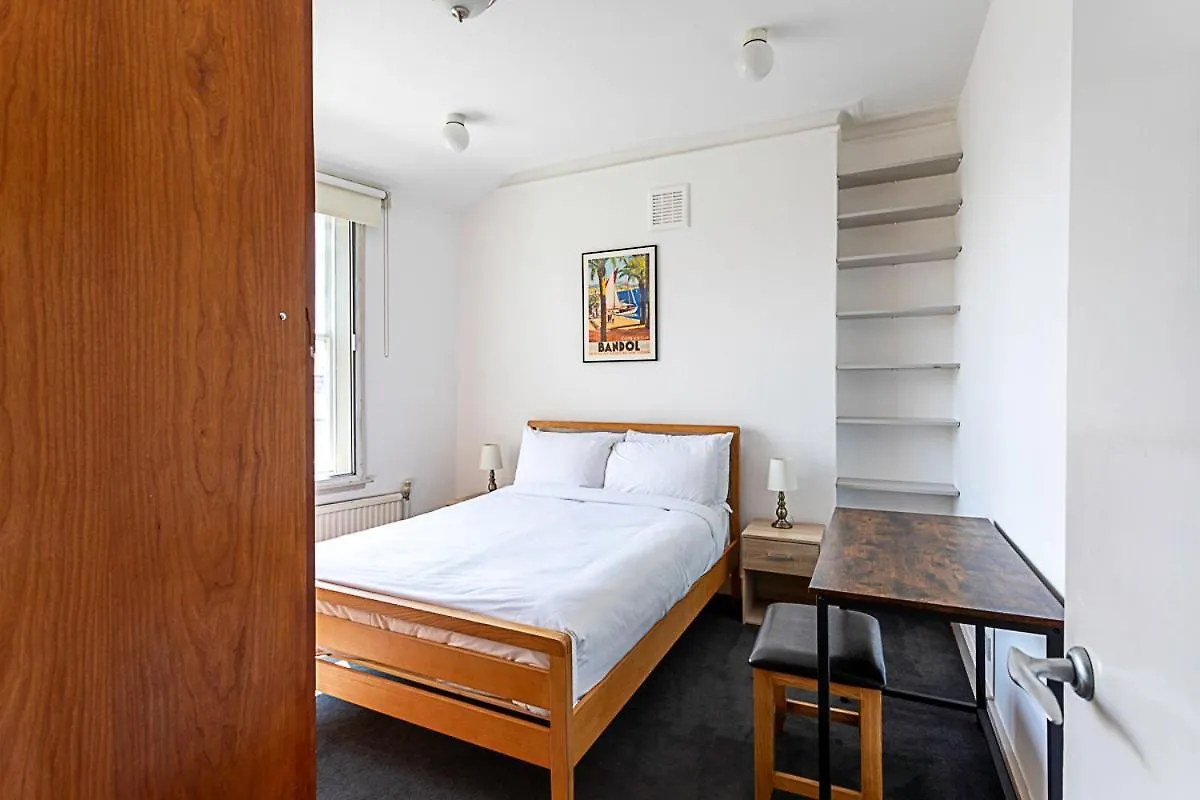 Contemporary Open Plan Penthouse Apartment London United Kingdom